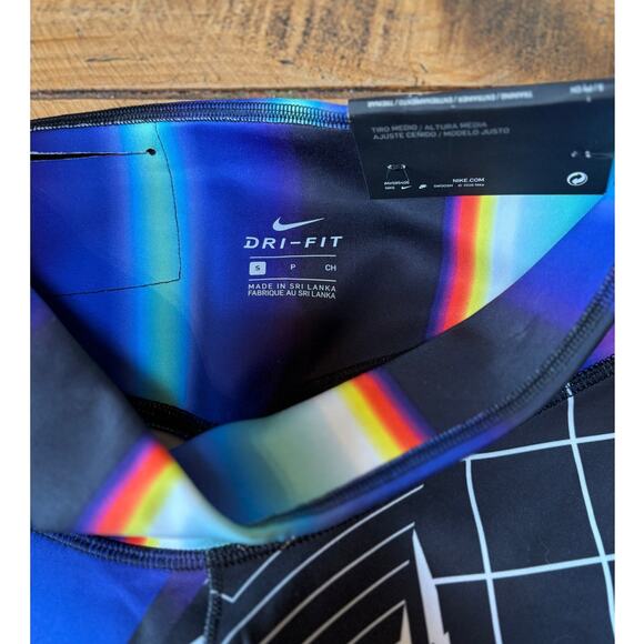 NWT Womens Nike Legendary Tight Fit Mid Rise Training Yoga Tight Leggings Small - Picture 8 of 12